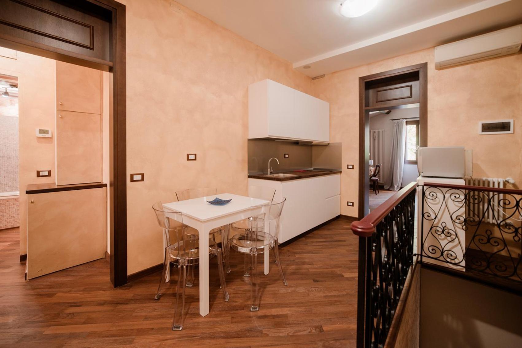 Rosso Veneziano Apartment Venice